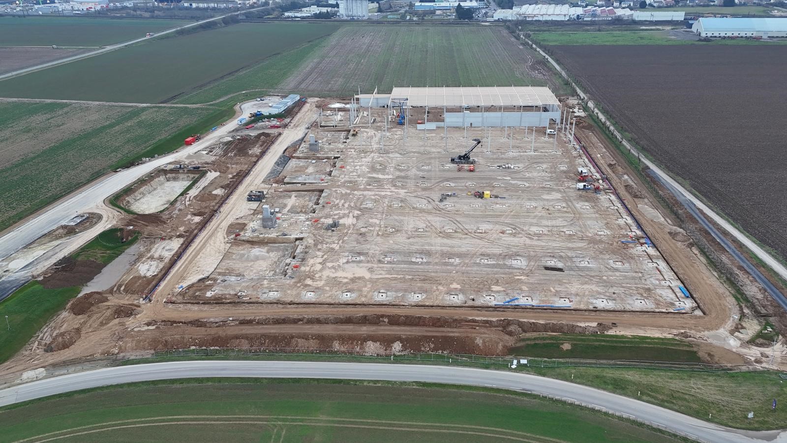 chantier plateforme logistique Toury